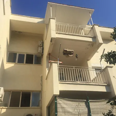 Antalya Ornekkoy Sitesinde Appartement
